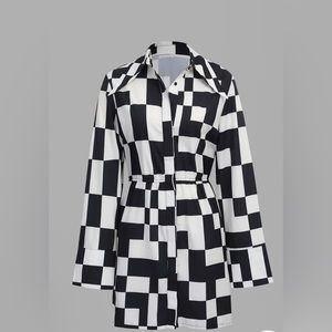 Modern Shirt dress, smooth fabric, great fit, brand new